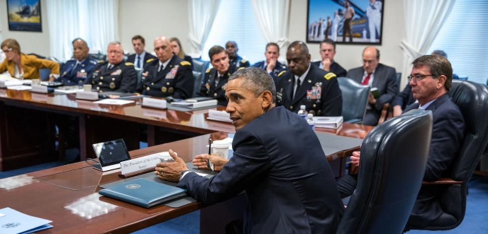                 cc Obama White HOuse, modified, https://obamawhitehouse.archives.gov/photos-and-video/photo/2015/07/president-obama-meets-pentagon-regarding-campaign-against-isil
              