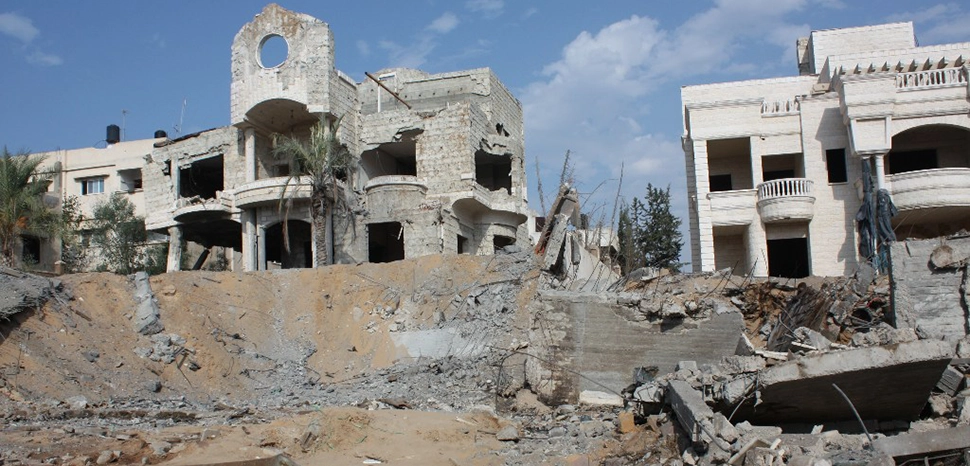                 cc Norsk Folkehjelp Norwegian People's Aid from Norway, modified, https://commons.wikimedia.org/wiki/File:Gaza-nov-12-4_%288209872143%29.jpg
              