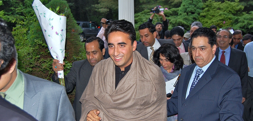                 Shehryar A. Malik, modified, BBZ is all smiles as he stages an impromptu appearance at a local Pakistan People's Party meeting in Old Westbury, NY / https://en.m.wikipedia.org/wiki/File:Bilawal_Bhutto_Zardari_%28May_2012%29.JPG
              