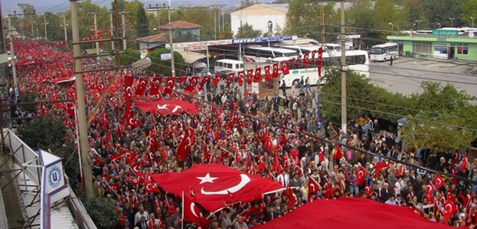 anti-PKK protests in Turkey, cc Randam, modified, https://commons.wikimedia.org/wiki/File:Anti-PKK_demonstration_2.JPG