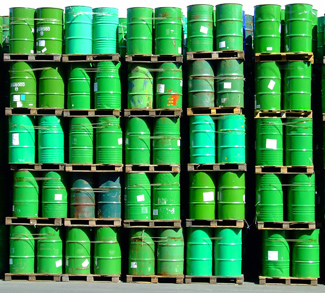 OilBarrels, cc Flickr Sergio Russo, modified, https://creativecommons.org/licenses/by-sa/2.0/