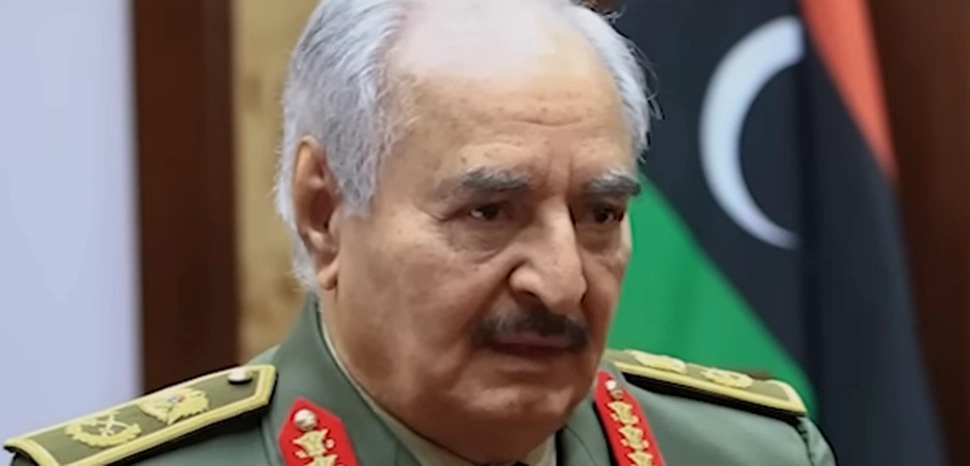 General Haftar in 2020, modified, SalimIRQ / https://commons.wikimedia.org/wiki/File:Haftar_LNA_2020_%28cropped%29.png
