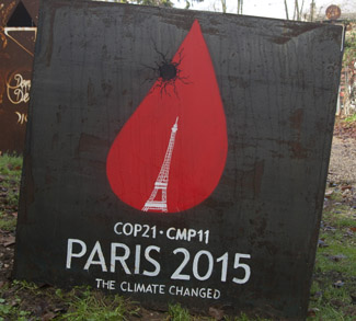 COP21-2, cc Flickr thierry ehrmann, modified, https://creativecommons.org/licenses/by/2.0/