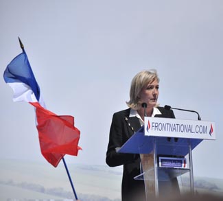 FrontNational, cc Flickr, modified, landine Le Cain, https://creativecommons.org/licenses/by/2.0/