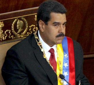 Cancillería del Ecuador from Ecuador, cc https://creativecommons.org/licenses/by-sa/2.0/deed.enPosesión de Nicolas Maduro como Presidente de la República Bol - https://commons.wikimedia.org/wiki/File:Nicol%C3%A1s_Maduro_assuming_office.jpg