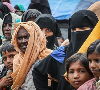 Rohingya_displaced_Muslims_02, Tasnim News Agency, modified, https://commons.wikimedia.org/wiki/File:Rohingya_displaced_Muslims_02.jpg