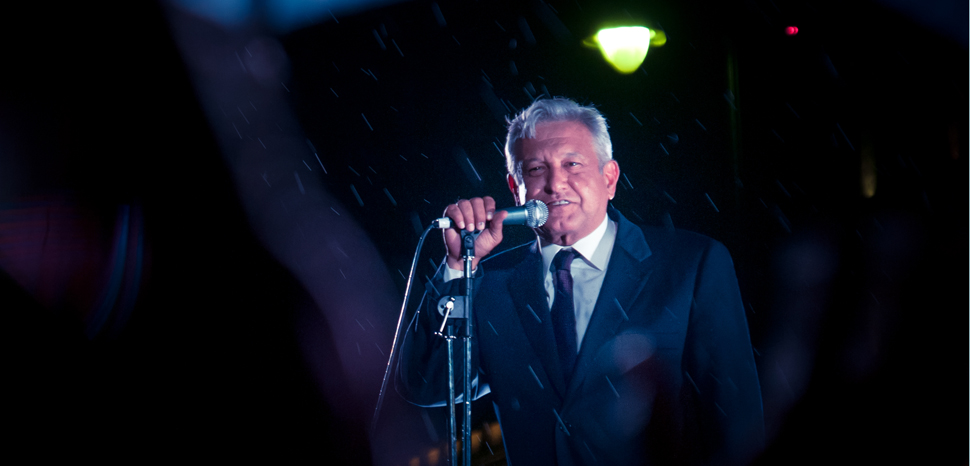                 AMLO2018, cc Eneas De Troya, Flickr, modified, https://creativecommons.org/licenses/by/2.0/
              