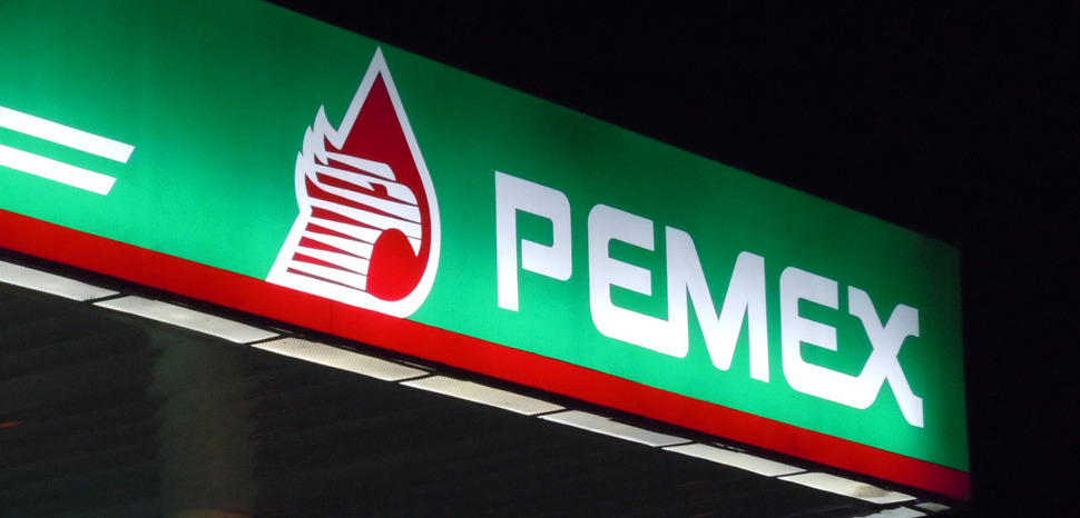 PemexMex, cc Flickr Matthew Rutledge, modified, https://creativecommons.org/licenses/by/2.0/
