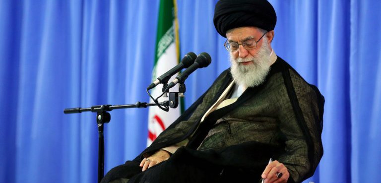Ayatollah Khamenei, cc Khamenei.ir, modified, https://commons.wikimedia.org/wiki/File:Ayatollah_Ali_Khamenei.jpg