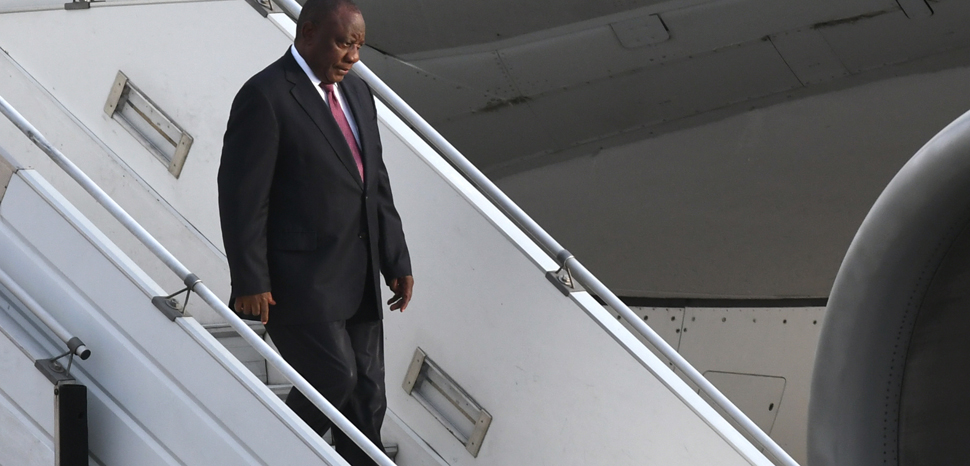 cc Wikicommons, modified, G20 South Africa, https://commons.wikimedia.org/wiki/File:Llegada_de_Cyril_Ramaphosa,_presidente_de_Sud%C3%A1frica_(45196617295).jpg