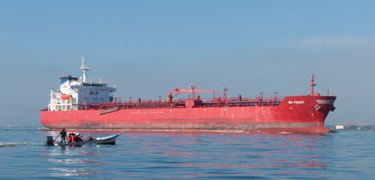 A Russian Tanker (not the actual one seized by Ukraine), author 'The Photographer,' modified, https://commons.wikimedia.org/wiki/File:Oil_tanker_crossing_the_bridge_over_Lake_Maracaibo.jpg