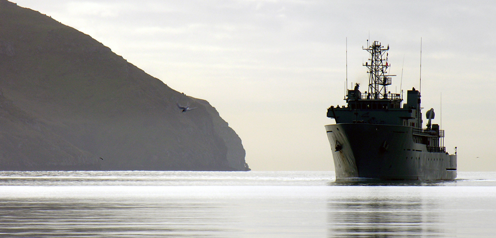 NZNavy, cc Flickr Phillip Capper, modified, https://creativecommons.org/licenses/by/2.0/