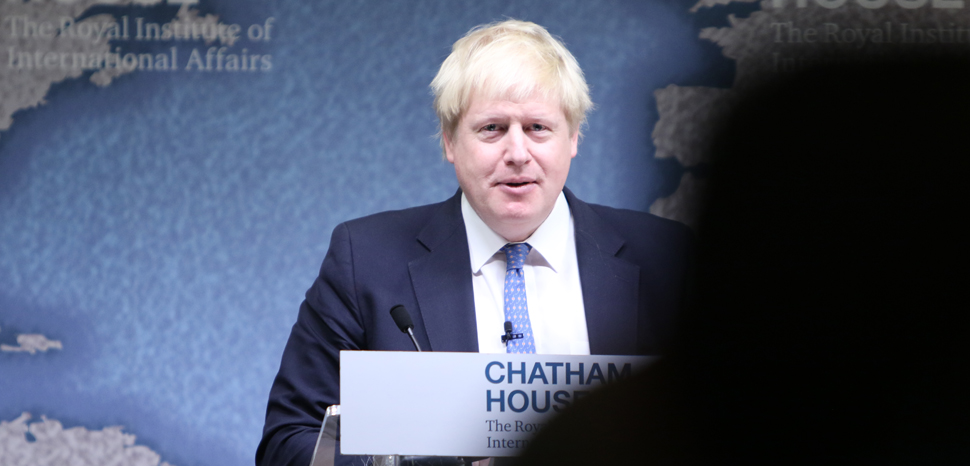 BoJo2, cc Foreign and Commonwealth Office - Beyond Brexit: A Global Britain, modified, https://commons.wikimedia.org/w/index.php?title=Special:Search&limit=500&offset=0&ns0=1&ns6=1&ns14=1&search=brexit&advancedSearch-current=%7B%7D&searchToken=253ssr3gqbihpd3dfdg58gz5p#%2Fmedia%2FFile%3ABeyond_Brexit-_A_Global_Britain_%2831370141785%29.jpg