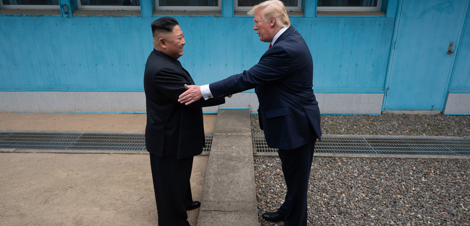 TrumpKim, cc The White House, modified, https://creativecommons.org/publicdomain/mark/1.0/