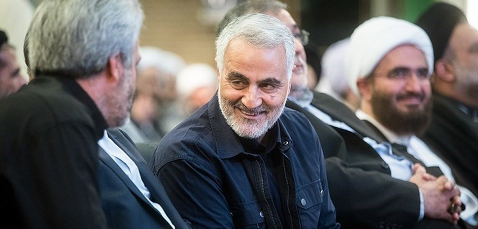                cc Erfan Kouchari, modified, Tansim news agency, https://commons.wikimedia.org/wiki/File:Major_General_Qassem_Soleimani_at_the_International_Day_of_Mosque_(2).jpg
              