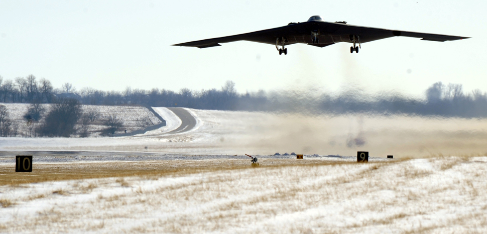 cc Flickr Air Combat Command United States Air Force, modified, https://creativecommons.org/licenses/by/2.0/, WHITEMAN AIR FORCE BASE, Mo. – As a B-2 Stealth Bomber takes off, you can see the heat coming off the runway during the cold winter day, January 5. The B-2 is part of the 509th Bomb Wing arsenal of 20 stealth bombers with a conventional and nuclear mission. (U.S. Air Force photo/Airman 1st Class Carlin Leslie)