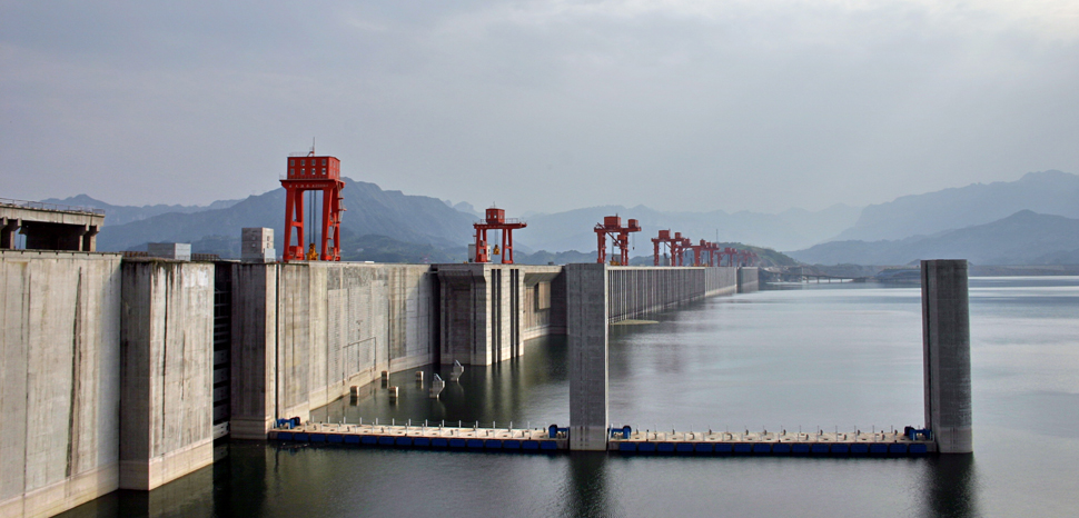 China's Three Gorges Dam, cc Dan Kamminga from Haarlem, Netherlands, modified, https://commons.wikimedia.org/wiki/File:Three_Gorges_Dam.jpg
