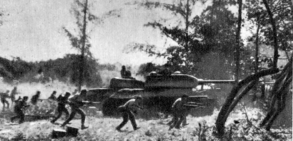 Counter-attack by Cuban Revolutionary Armed Forces supported by T-34 tanks near Playa Giron during the Bay of Pigs invasion, 19 April 1961.. , https://en.wikipedia.org/wiki/File:Attack_near_Playa_Giron._April_19,_1961._-_panoramio.jpg