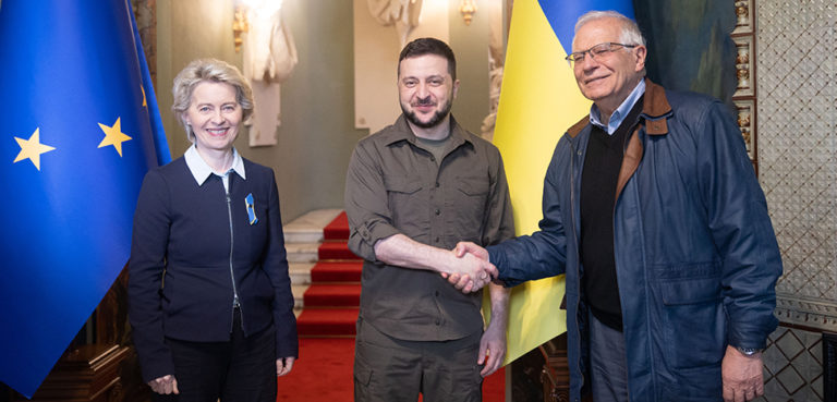 cc PRESIDENT OF UKRAINE VOLODYMYR ZELENSKYY Official website, modified, https://en.wikipedia.org/wiki/File:Meeting_of_the_President_of_Ukraine_with_the_President_of_the_European_Commission_and_the_High_Representative_of_the_EU_for_Foreign_Affairs_and_Security_Policy_29.jpg