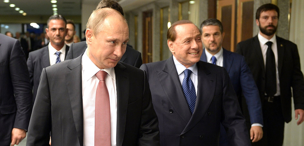                 cc Пресс-служба Президента Российской Федерации, wikicommons, modified, https://commons.wikimedia.org/wiki/File:Silvio_Berlusconi_and_Vladimir_Putin,_2015.jpg
              
