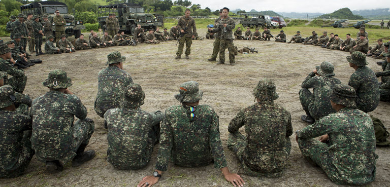 Philippine Marines and U.S. Marines attend a combat lifesaver course during Philippine Amphibious Landing Exercise 33 (PHIBLEX) on Colonel Ernesto Ravina Air Base, Philippines, Oct. 7, 2016. PHIBLEX is an annual U.S.-Philippine military bilateral exercise that combines amphibious capabilities and live-fire training with humanitarian civic assistance efforts to strengthen interoperability and working relationships. The Philippine Marines are with Battalion Landing Team, 2nd Battalion, 32nd Marine Company. The U.S. Marines are with Battalion Landing Team, 2nd Battalion, 4th Marine Regiment, Echo Company. (U.S. Marine Corps photo by MCIPAC Combat Camera Lance Cpl. Jesula Jeanlouis/Released)