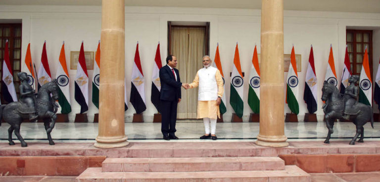 cc Prime Minister's Office, Government of India, modified, https://commons.wikimedia.org/wiki/File:Prime_Minister_Narendra_Modi_with_Egyptian_President_Abdel_Fattah_Al_Sisi.jpg