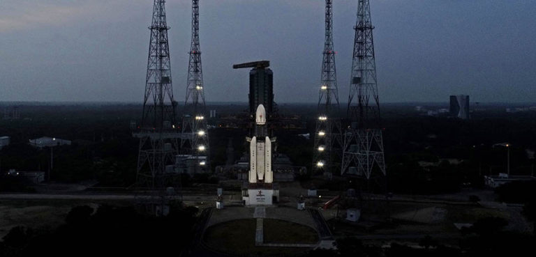 cc Indian Space Research Organisation, modified, https://commons.wikimedia.org/wiki/File:LVM3_M2,_OneWeb_India-1_campaign_18.jpg