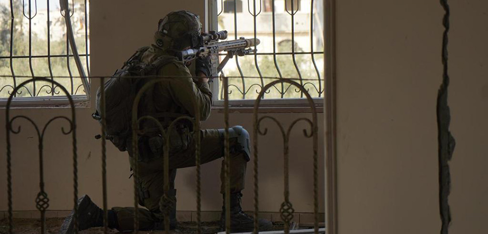 cc IDF Spokesperson's Unit, modified, https://commons.wikimedia.org/w/index.php?title=Special:Search&limit=500&offset=0&ns0=1&ns6=1&ns12=1&ns14=1&ns100=1&ns106=1&sort=last_edit_desc&search=IDF+gaza+filetype%3Abitmap&sort=last_edit_desc&advancedSearch-current={%22fields%22:{%22filetype%22:%22bitmap%22}}#/media/File:SoI-War_23-10-30_IDF_02-11.jpg