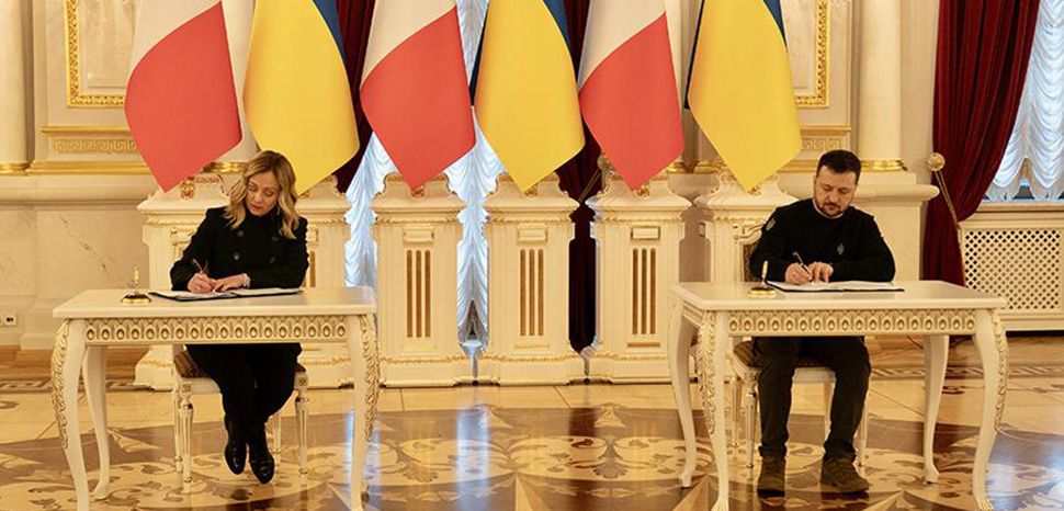                 cc governo.it, modified, https://commons.wikimedia.org/w/index.php?search=meloni%20zelensky&ns0=1&ns6=1&ns12=1&ns14=1&ns100=1&ns106=1#/media/File:Incontro_bilaterale_con_il_Presidente_Zelensky_a_Kiev.jpg; Incontro_bilaterale_con_il_Presidente_Zelensky_a_Kiev
              
