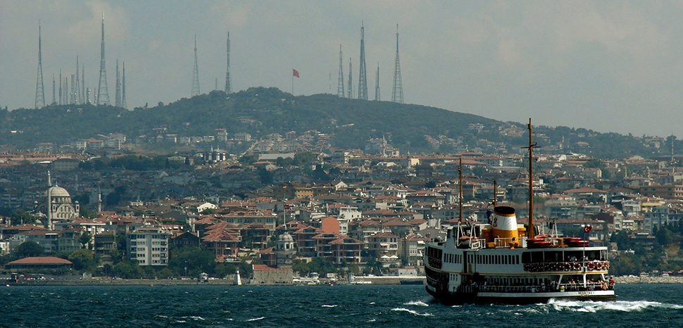 The Bosphorus, cc Senol Demir, modified, https://www.flickr.com/photos/senoldemir/2217955298