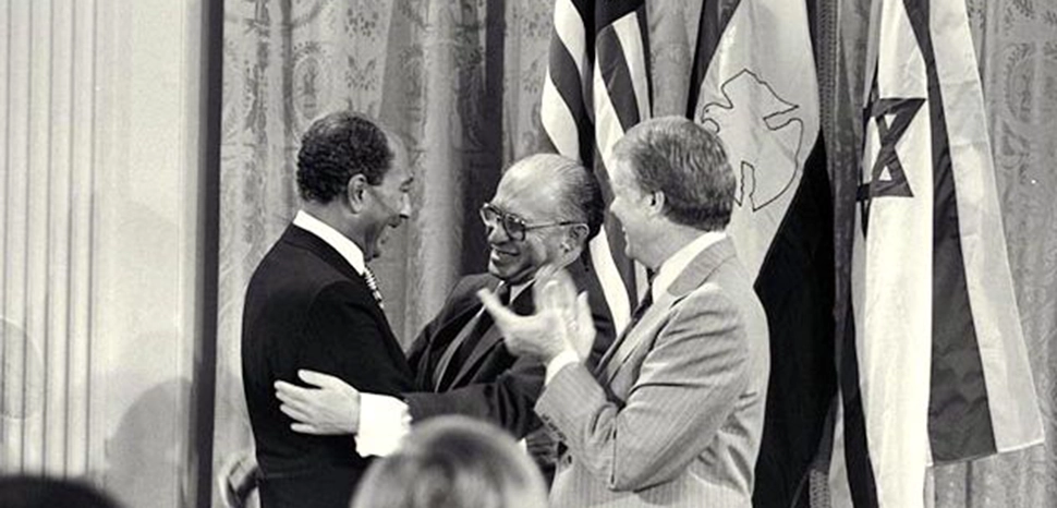 https://commons.wikimedia.org/wiki/File:Flickr_-_Israel_Defense_Forces_-_First_Peace_Treaty_between_Israel_and_an_Arab_State.jpg