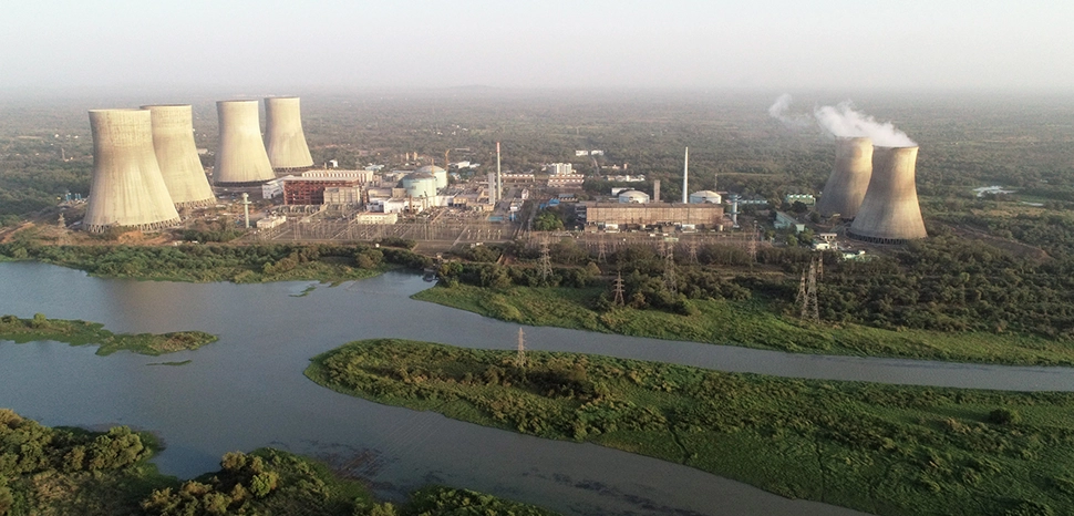 cc r Department of Atomic Energy, modified, Kakrapar Atomic Power Plant - https://commons.wikimedia.org/wiki/File:Kakrapar_Atomic_Power_Plant.jpg